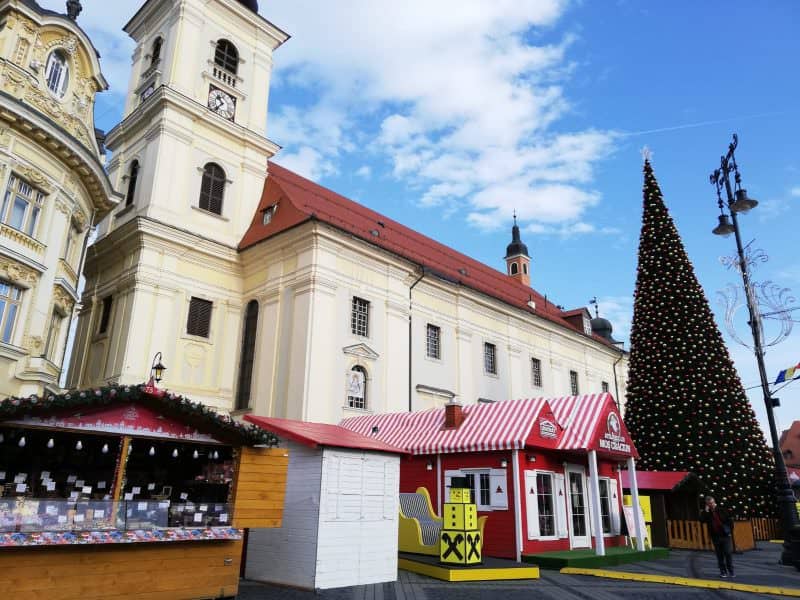 foto ce găsim în târgul de crăciun din sibiu – cât costă suvenirurile și mâncarea