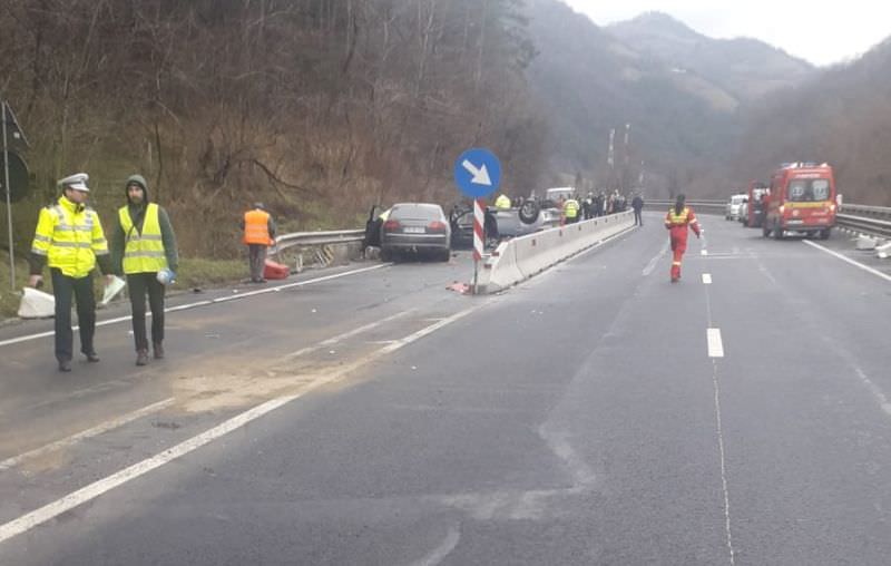 update foto - accident cu doi morți pe valea oltului - alte trei persoane sunt rănite