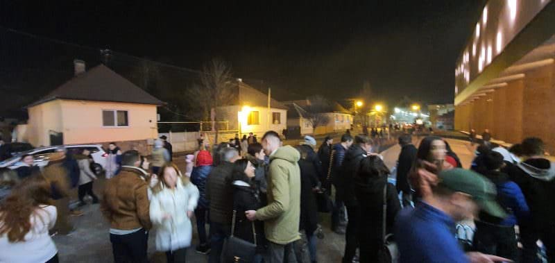 update video foto panică la promenada sibiu - toți vizitatorii evacuați de urgență