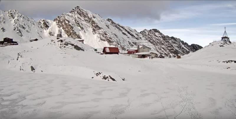 video cel mai mare strat de zăpadă din țară este la bâlea lac - peisajul este superb