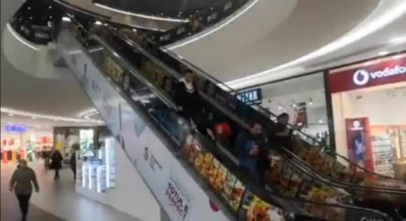 video - alarmă exercițiu la shopping city sibiu - toți oamenii evacuați din mall