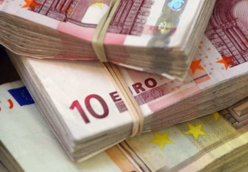 bnr: cursul leu/euro a rămas aproape stabil în trimestrul trei