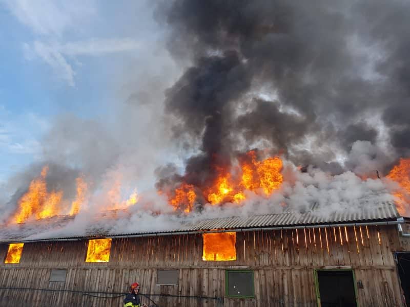 perioadă de foc pentru pompieri - au stins zeci de incendii și au ajutat sute de sibieni