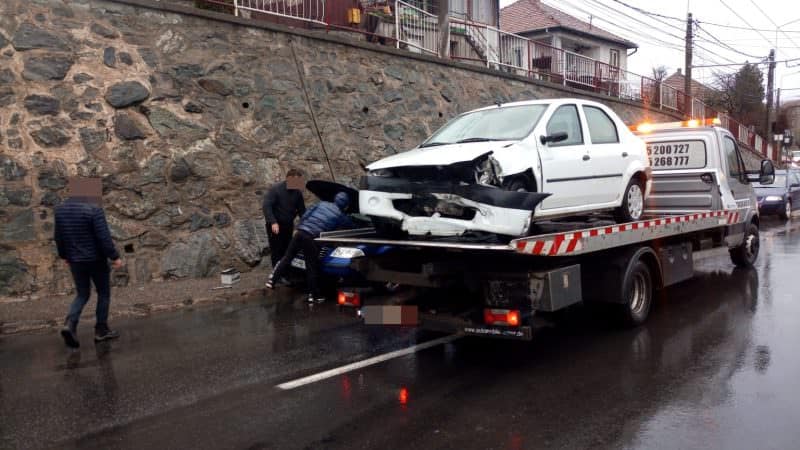 foto accident la mediaș - un bărbat a ajuns la spital