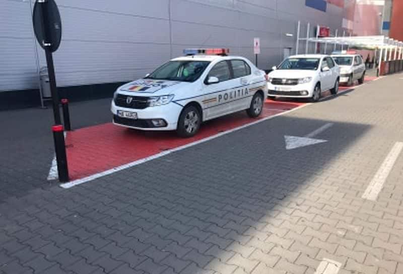 update foto: spargere în toiul nopții la shopping city sibiu - hoții au intrat cu forța în mai multe magazine