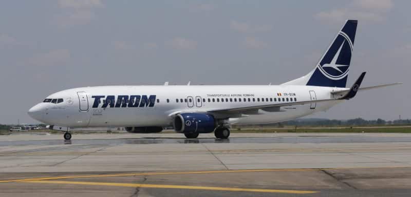 restructurări masive la tarom. jumătate din angajați vor rămâne fără loc de muncă