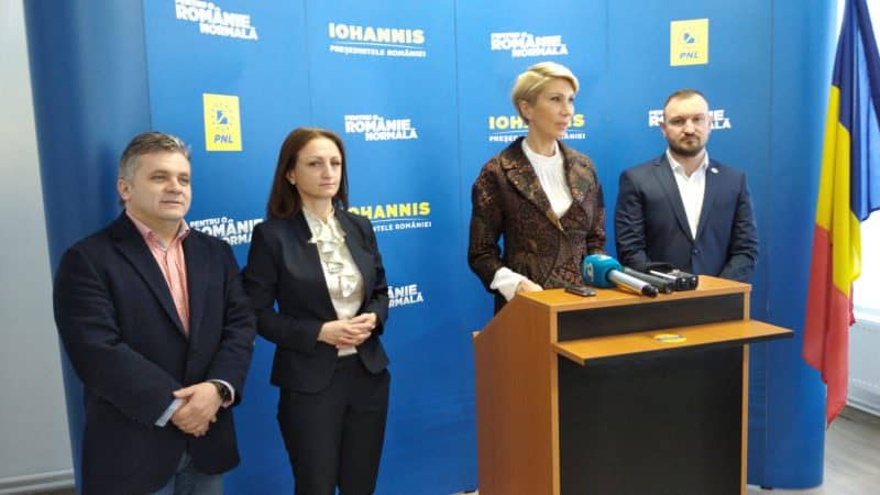 foto - anunț oficial la pnl - adi bibu candidează la primăria sibiu, daniela cîmpean pentru consiliul județean