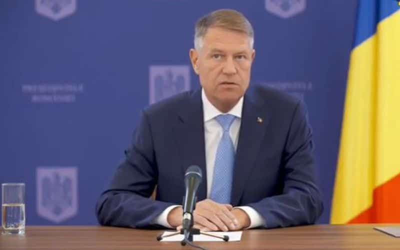 iohannis - „vedem tot felul de iresponsabili care răspândesc teorii ale conspirației. cultivă neîncredere”