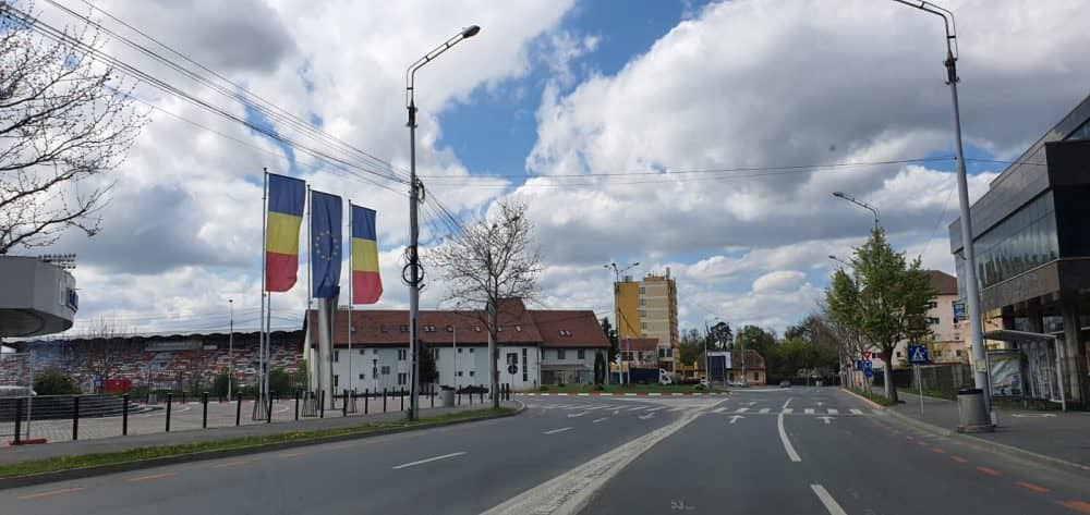 foto: sibiul în a doua zi de paști - străzile sunt pustii