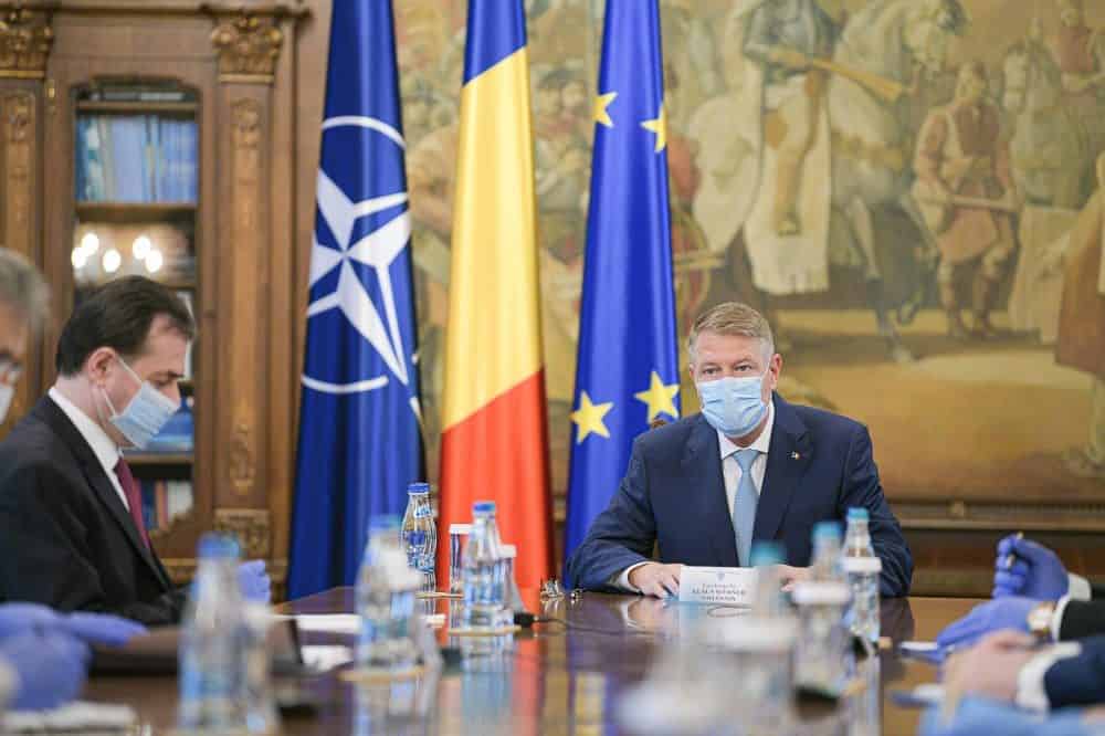 președintele iohannis anunță că din 15 mai se vor deschide saloanele de coafură, cabinetele stomatologice și muzeele