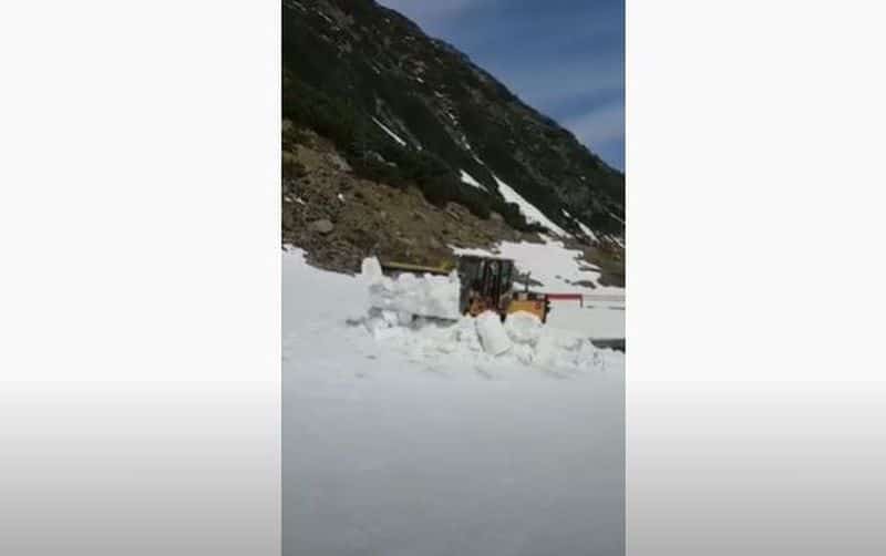 video: deszăpezire pe transfăgărășan - când se deschide drumul