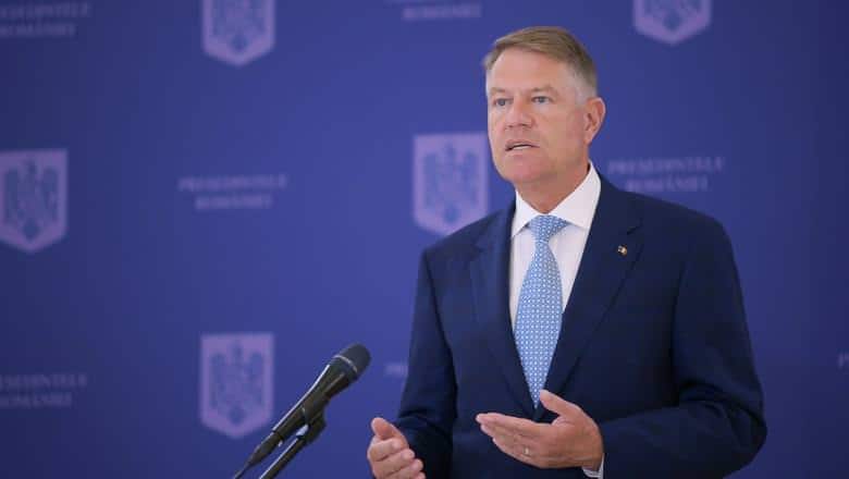 iohannis, despre majorarea pensiilor și alocațiilor: „nu e posibil să împarți bani care nu există”