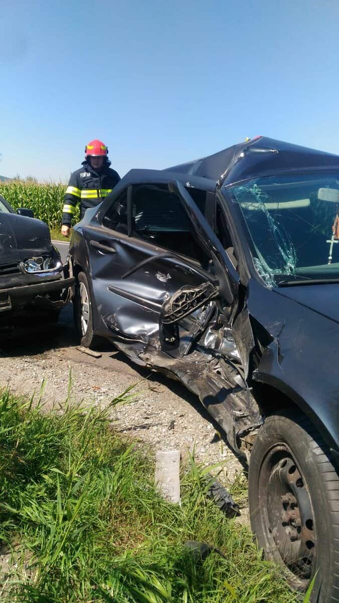 UPDATE Accident la Porumbacu de Jos - Pasagera din Sibiu este rănită