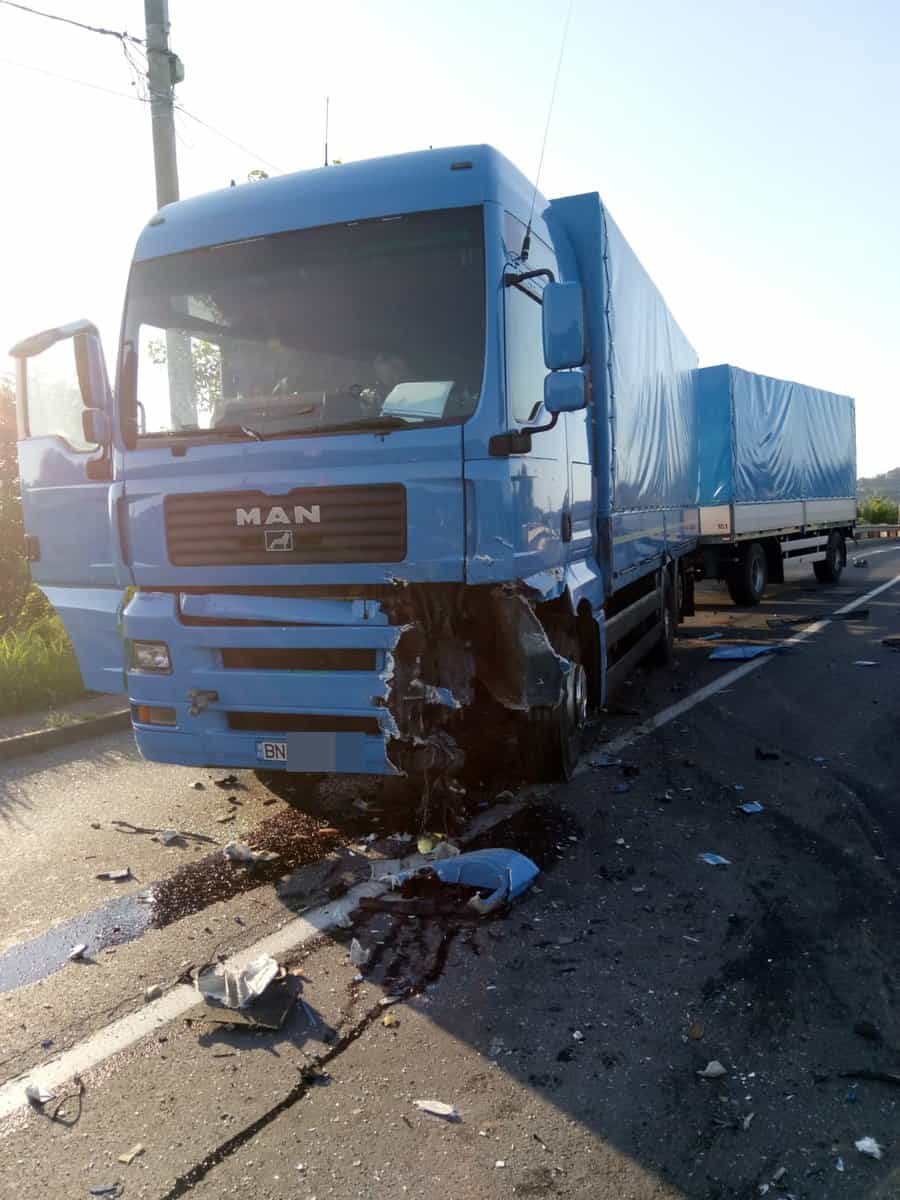 Tragedia de miercuri dimineață - Sibianul zdrobit de TIR avea doar 24 de ani