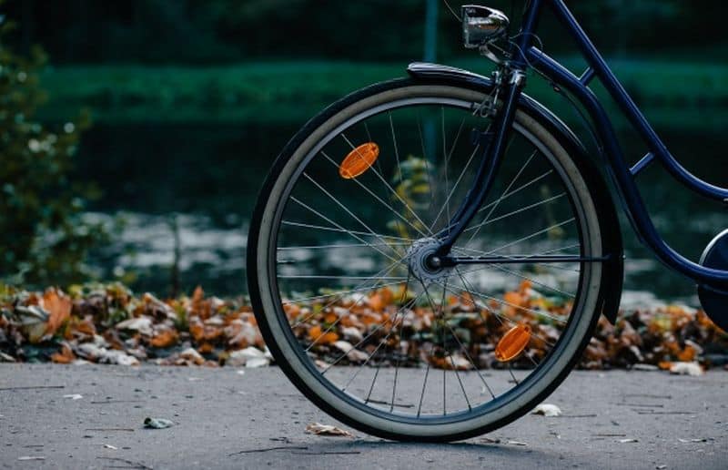 prinsă cu o bicicletă furată în gară la avrig - se ducea la sibiu s-o vândă