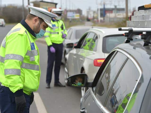 petrecăreți din copșa mică amendați. alte sute de sibieni scot bani din buzunar pe timp de pandemie