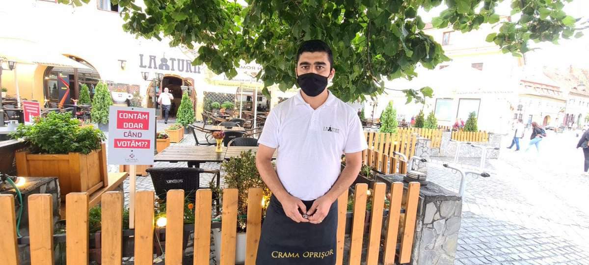 foto: proteste la terasele și restaurantele din sibiu - „o industrie izolată fără a fi testată”