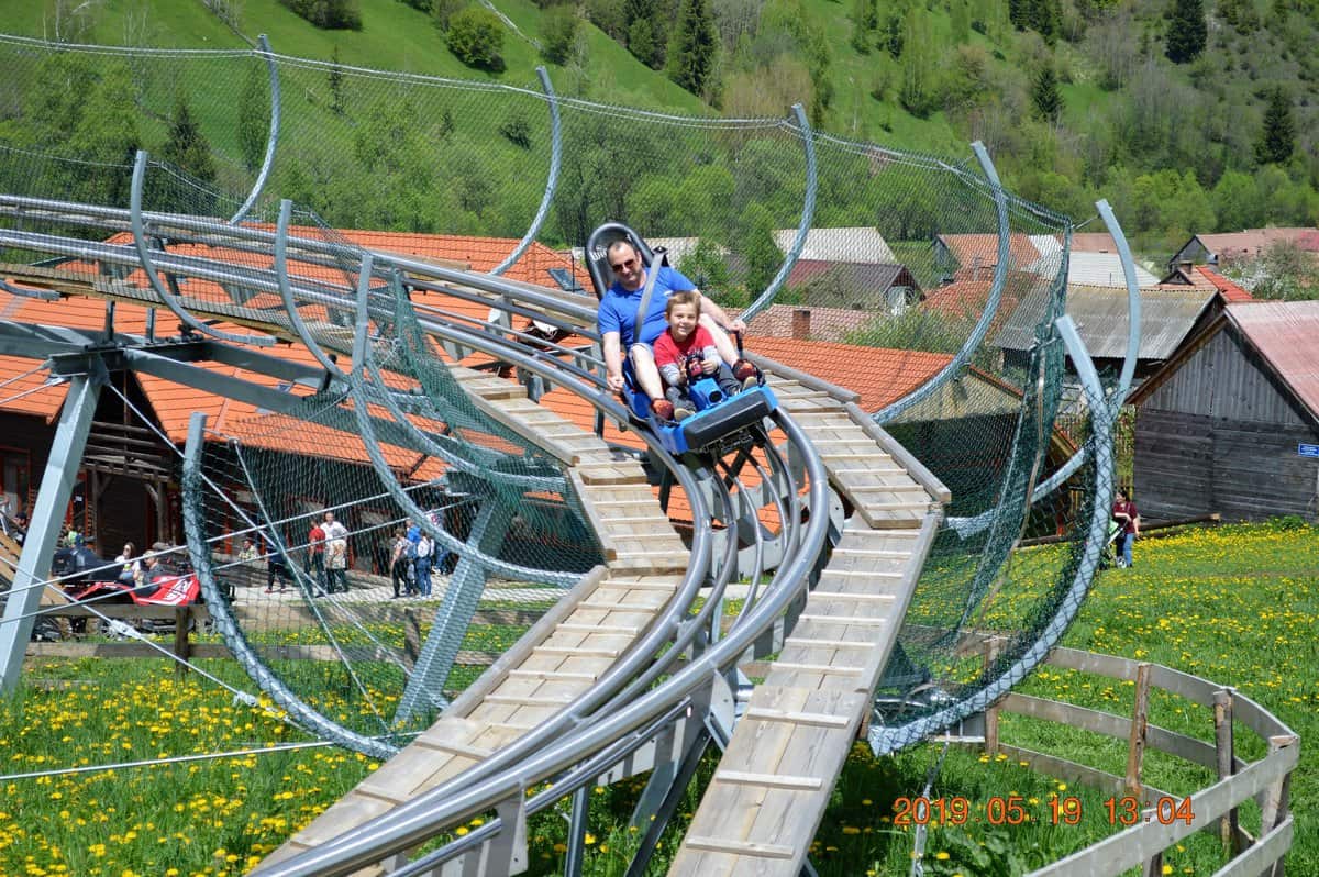 VIDEO FOTO: Dealurile Gușteriței, transformate în obiectiv pentru sport și agrement