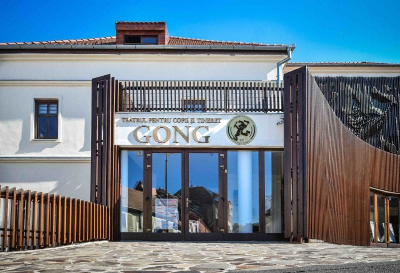 ateliere pentru copii, de moș nicoale la teatrul ”gong” din sibiu