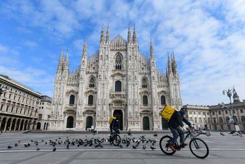 italienii petrec al doilea paște în carantină