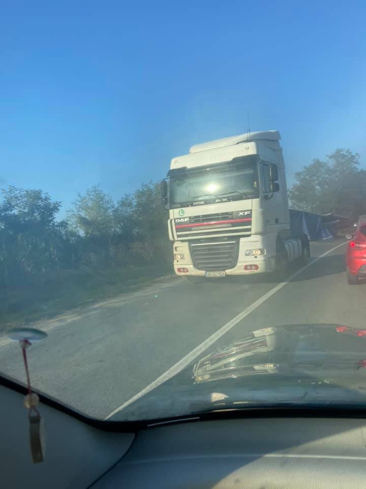 Autoaccident pe Dealul Dăii - Un TIR s-a răsturnat