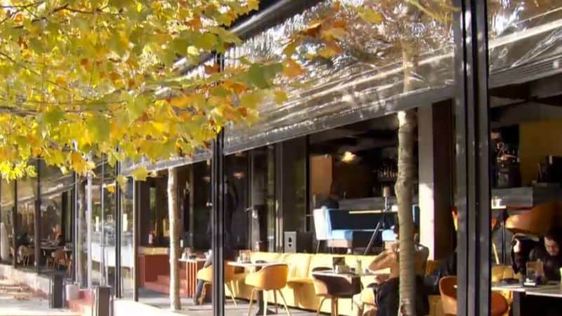 scăderea ratei de infectare la sibiu - ar putea fi redeschise restaurantele și cinematografele