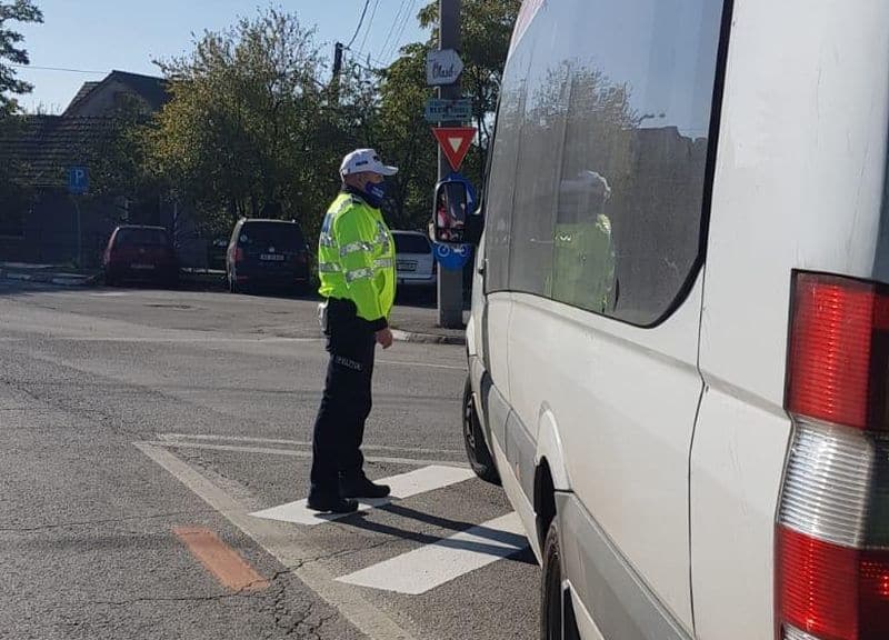 foto razie în târgul obor din sibiu - poliția a dat zeci de amenzi