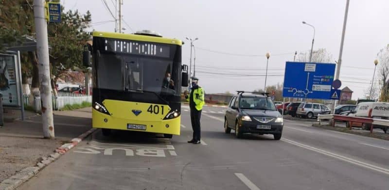 foto razie în târgul obor din sibiu - poliția a dat zeci de amenzi