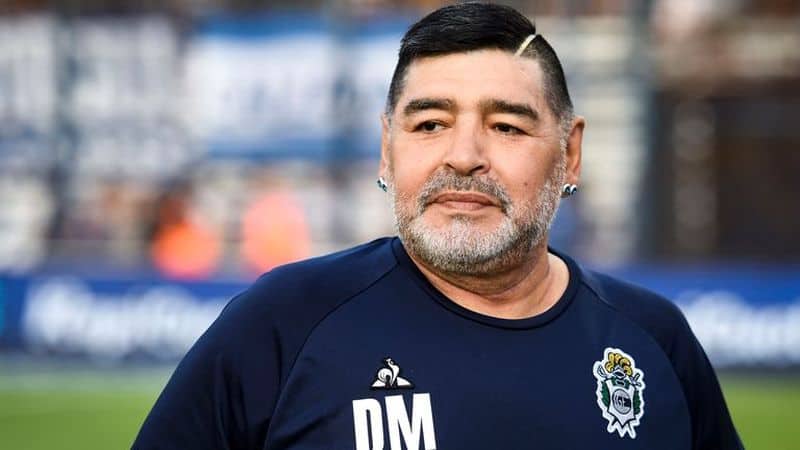 A murit Maradona - Legenda fotbalului mondial avea 60 de ani