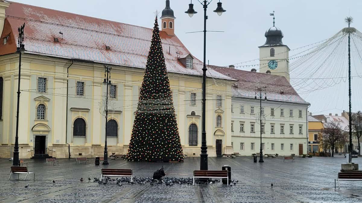 vremea în weekend la sibiu - frig, lapoviță și e posibil să și ningă