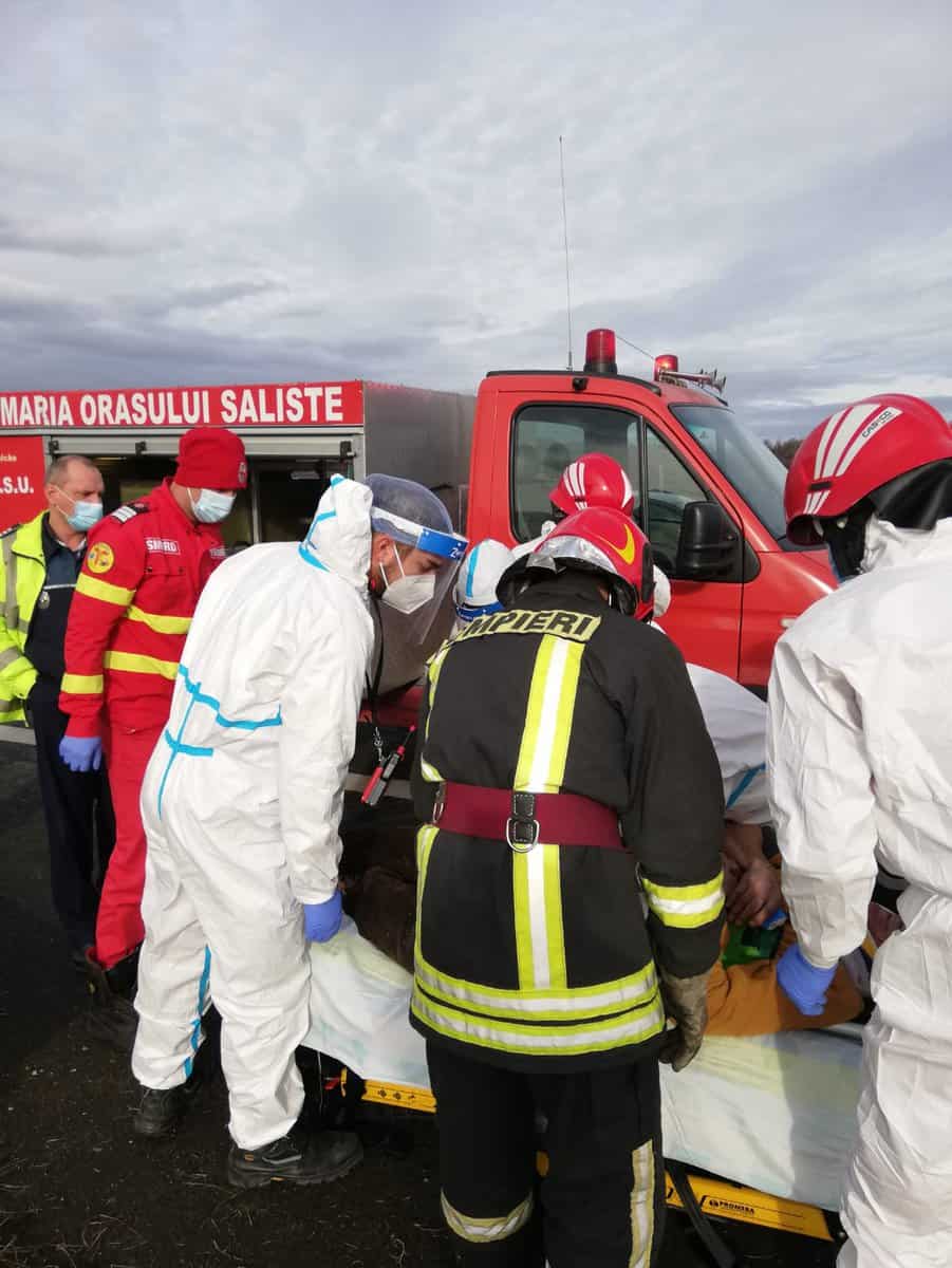 VIDEO: Accident pe Autostrada Sibiu - Deva. Mașină înfiptă în parapet