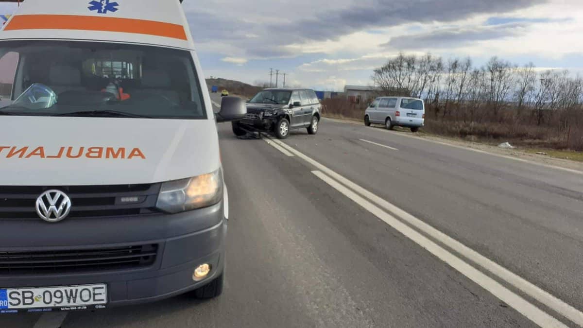 accident pe dn1 la cristian - o persoană este rănită