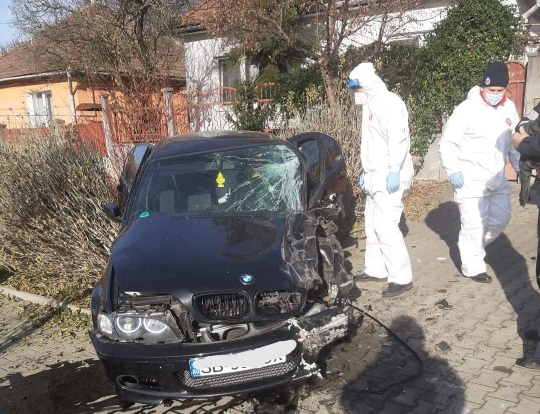 foto: accident într-o intersecție din mediaș - șofer de 20 ani dus la spital