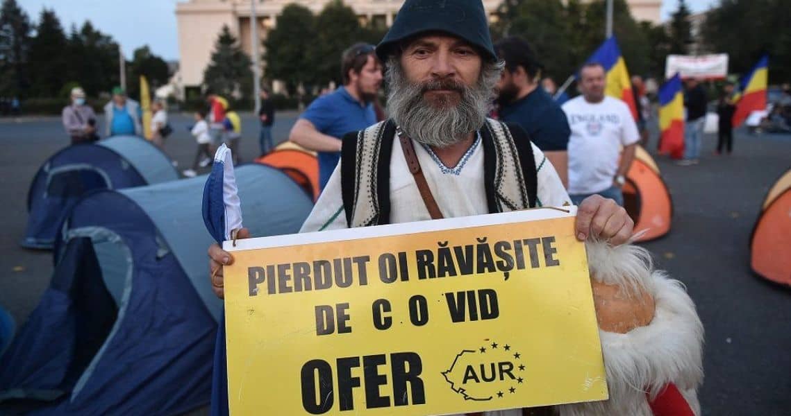 efectul aur - cincisprezece mii de români s-au înscris în partid imediat după alegeri