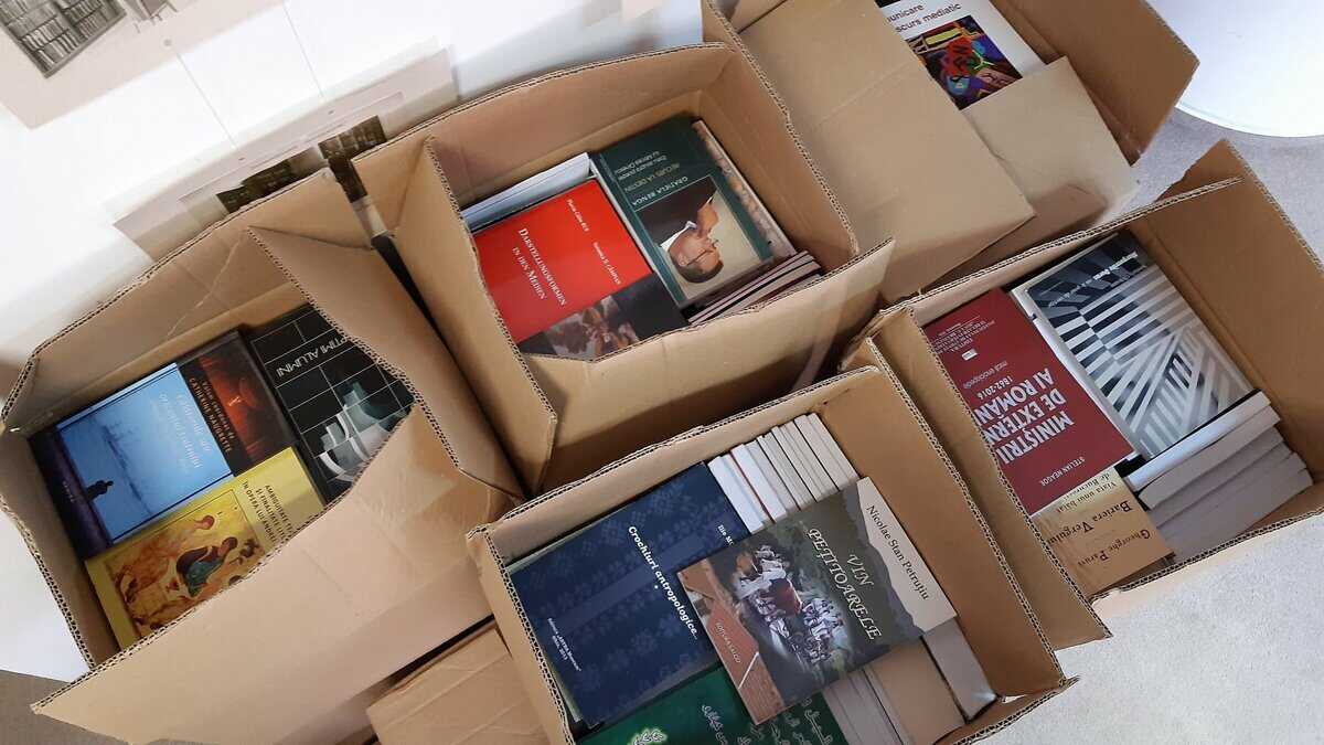 biblioteca astra, mai bogată cu 3,200 de cărți – donație a bibliotecii naționale a româniei