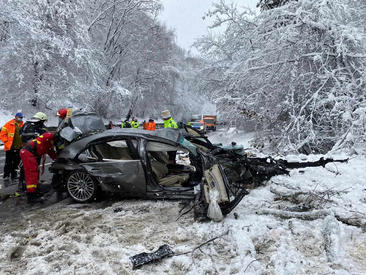 video sibian mort într-un accident în argeș - trei persoane au decedat