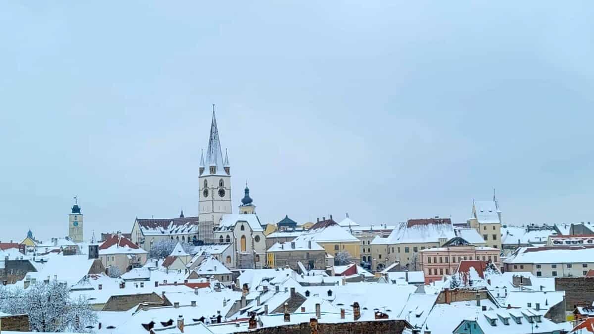 ninsori și viscol la sibiu - vântul va sufla și cu 55 de kilometri pe oră