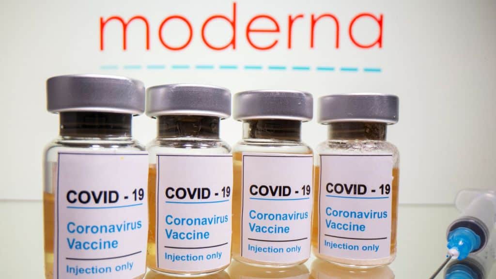 vaccinul moderna a fost avizat - e recomandat doar persoanelor de peste 18 ani