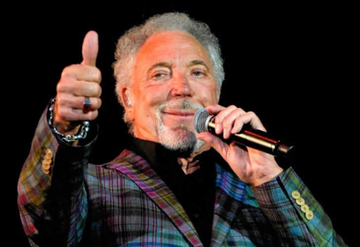 tom jones lansează al 42-lea album la 80 de ani