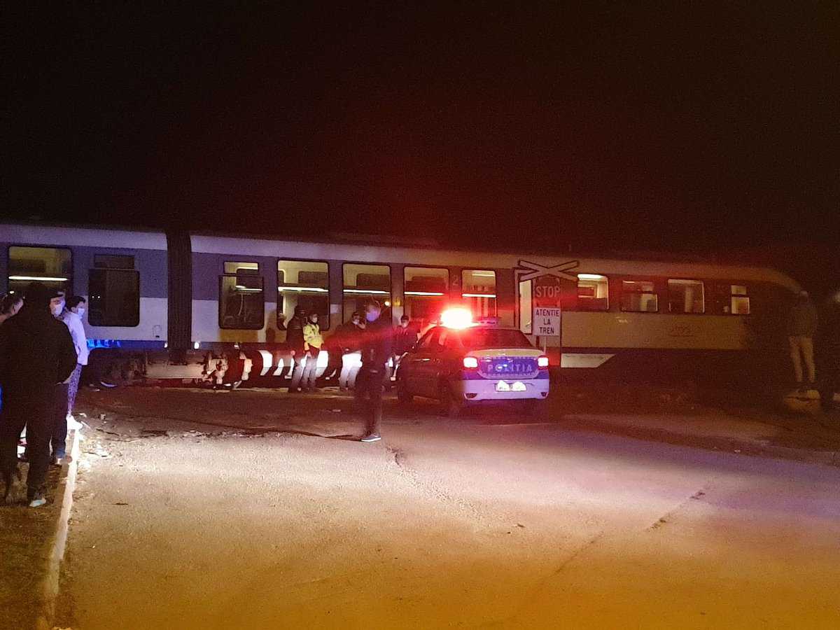 persoana călcată de tren în ștrand este o fetiță de 13 ani. s-ar fi sinucis