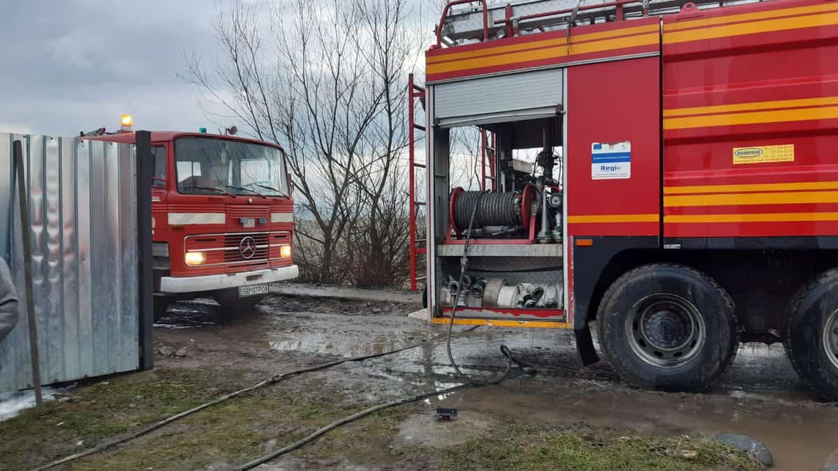 update video incendiu devastator la avrig, luni dimineața - o familie a rămas pe drumuri