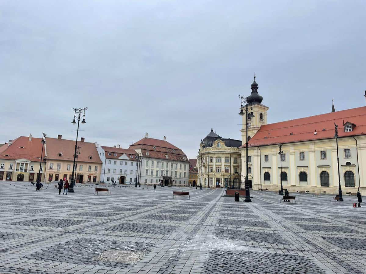 Protestul împotriva vaccinării obligatorii, avizat de Primăria Sibiu