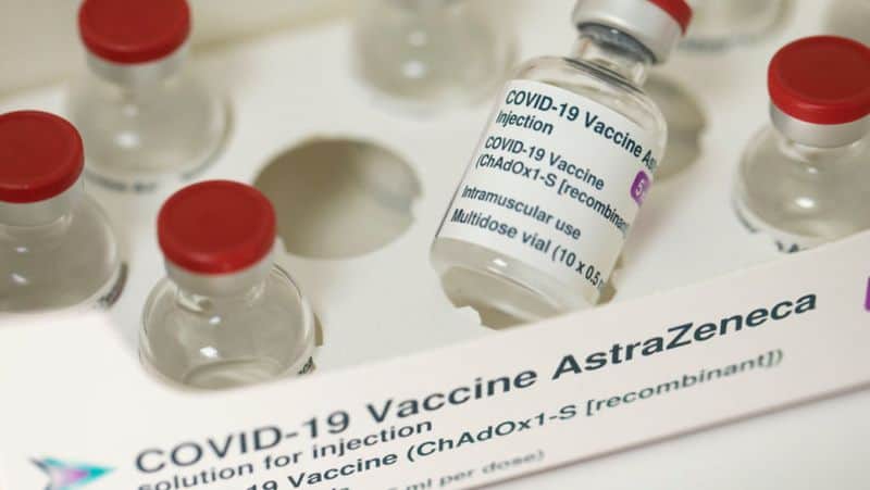 indicații pentru vaccinul astrazeneca - se administrează celor sub 55 de ani, cu rapel la 8 săptămâni