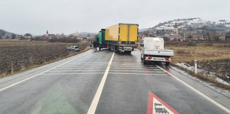 update foto - accident grav la agârbiciu - trafic blocat total pe dn14