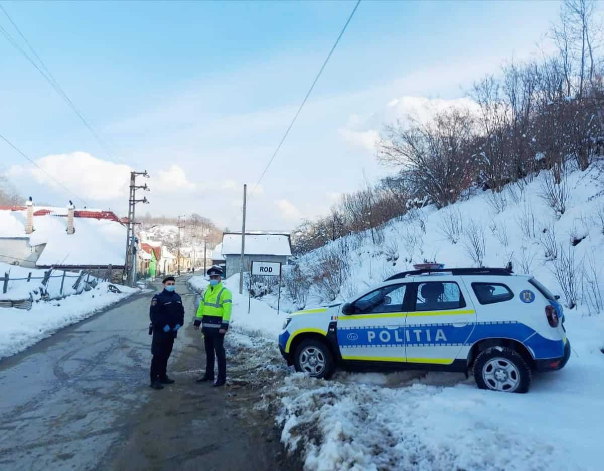 prima zi de carantină la tilișca - filtre de poliție în comună