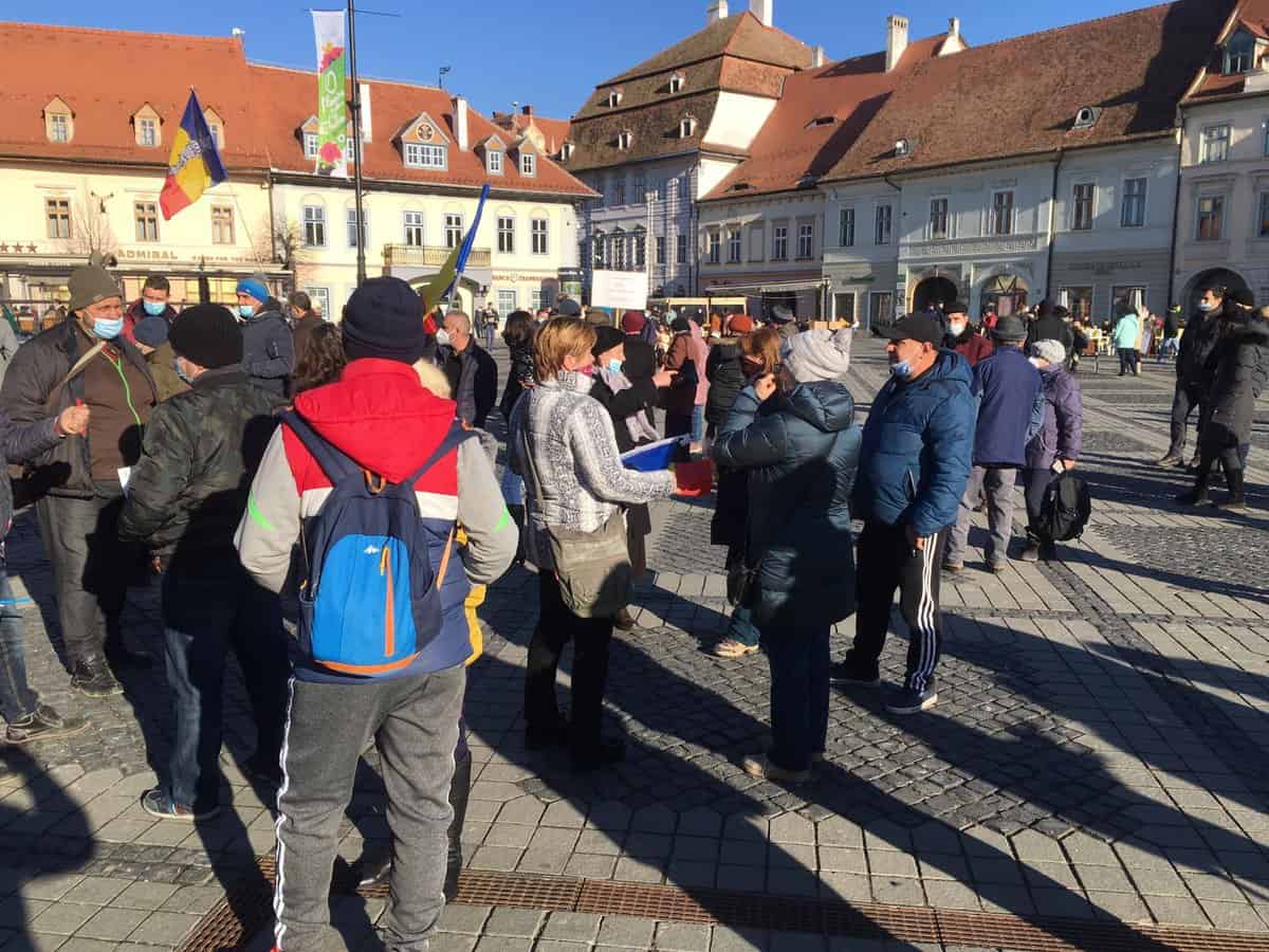 update - protestul de luni de la sibiu, mutat în piața mare - are loc la ora 17.00