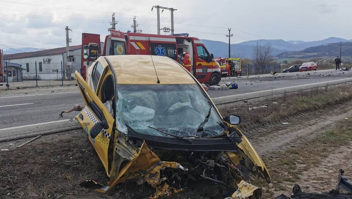 video - cei trei morți din accidentul de la cristian sunt din sibiu și alba - șoferul sibian este vinovatul