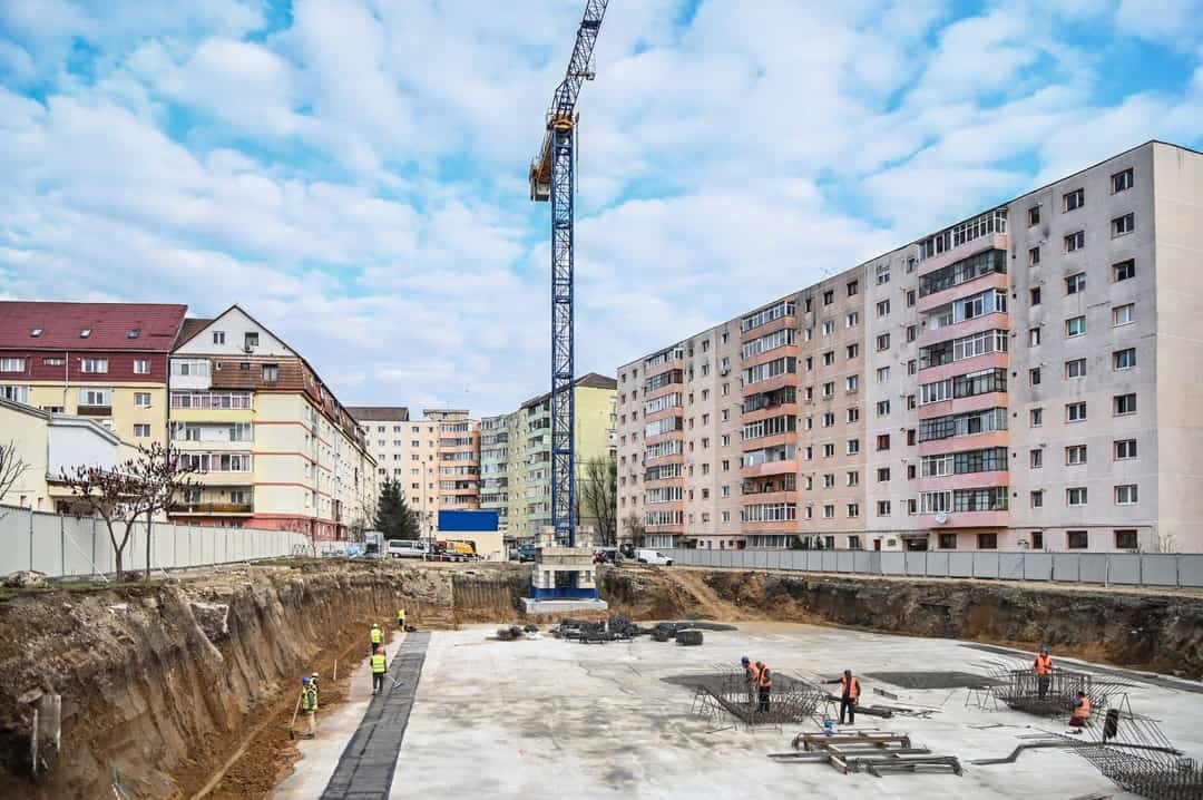 Stadiul șantierelor din Sibiu - Pista de biciclete între Ștrand și Sub Arini, gata pe jumătate