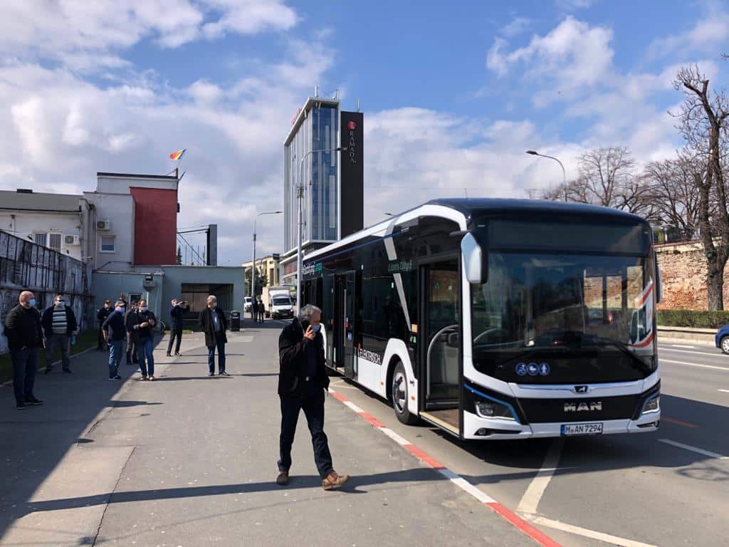 foto: cel mai popular autobuz electric din europa în teste la sibiu - are autonomie de peste 200 kilometri