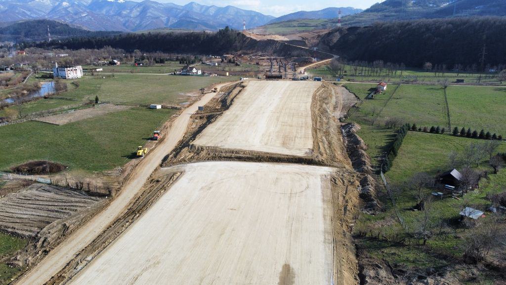 VIDEO FOTO: Noi imagini de pe șantierul autostrăzii Sibiu - Boița